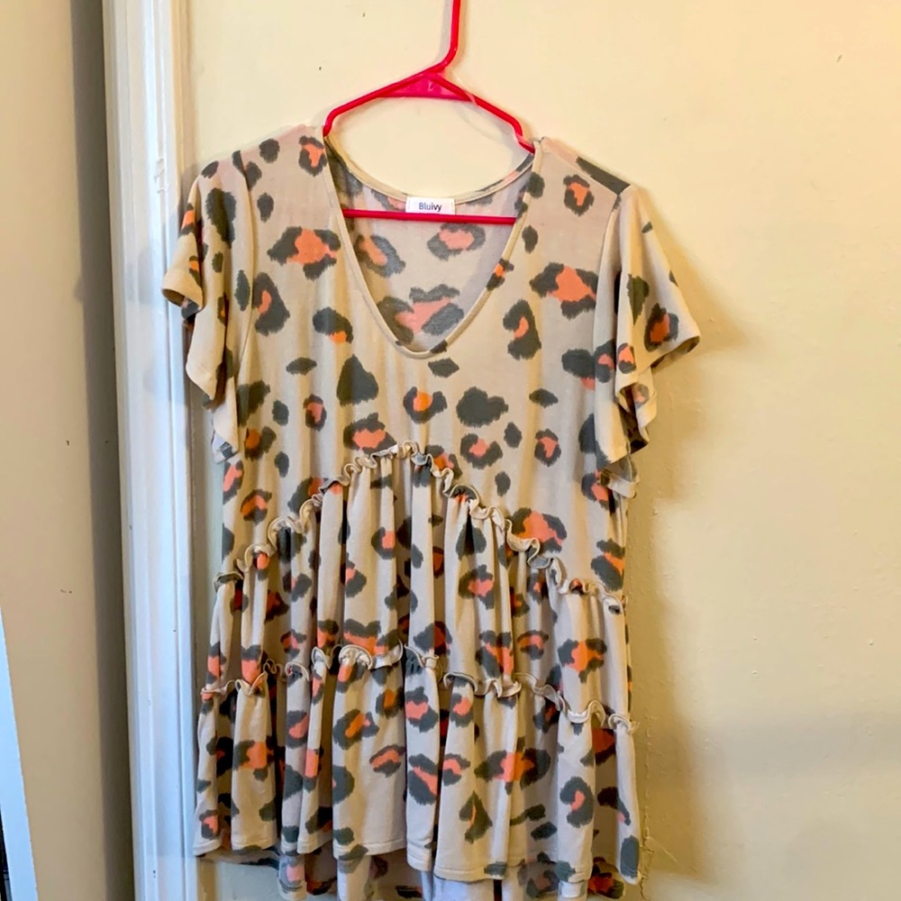 Short sleeve peplum